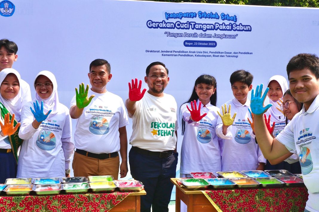 Menumbuhkan Perilaku Hidup Bersih dan Sehat Melalui Cuci Tangan Pakai Sabun