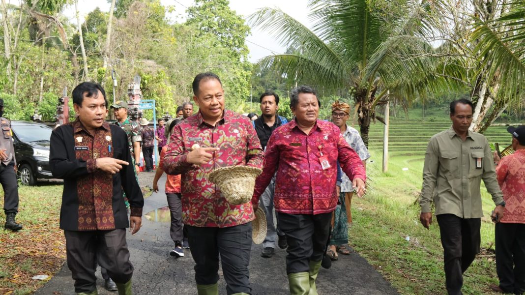 Pj. Gubernur Bali S.M Mahendra Jaya Dukung Sistem Pertanian Organik di Bali