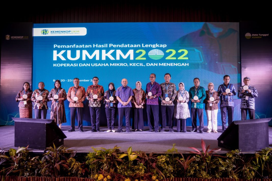 Bali Raih Penghargaan Sebagai Provinsi Dengan Pendataan KUMKM Terbaik Tahun 2022
