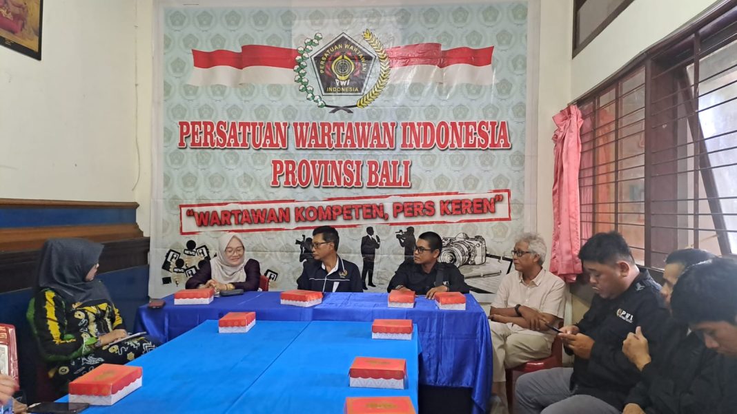 PWI – Diskominfo Kabupaten Hulu Sungai Selatan Studi Tiru Promosi dan Pemberitaan Pariwisata di Bali