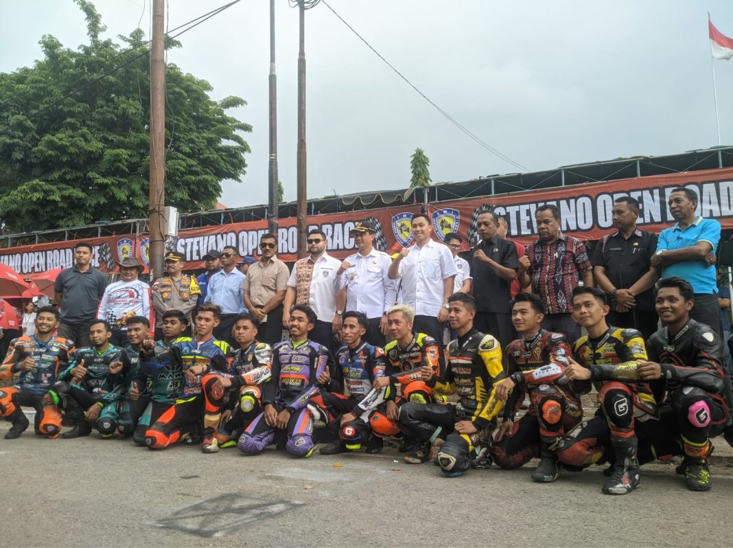 Diakhiri Konser Meriah, Simak Para Jawara pada 27 Kelas Motor Kejuaraan Stevano Open Road Race di Atambua-Belu!