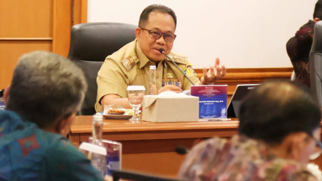 Pj. Gubernur Bali Ajak Semua Pihak ‘Ngrombo’ Jaga Pasokan Jelang Hari Raya