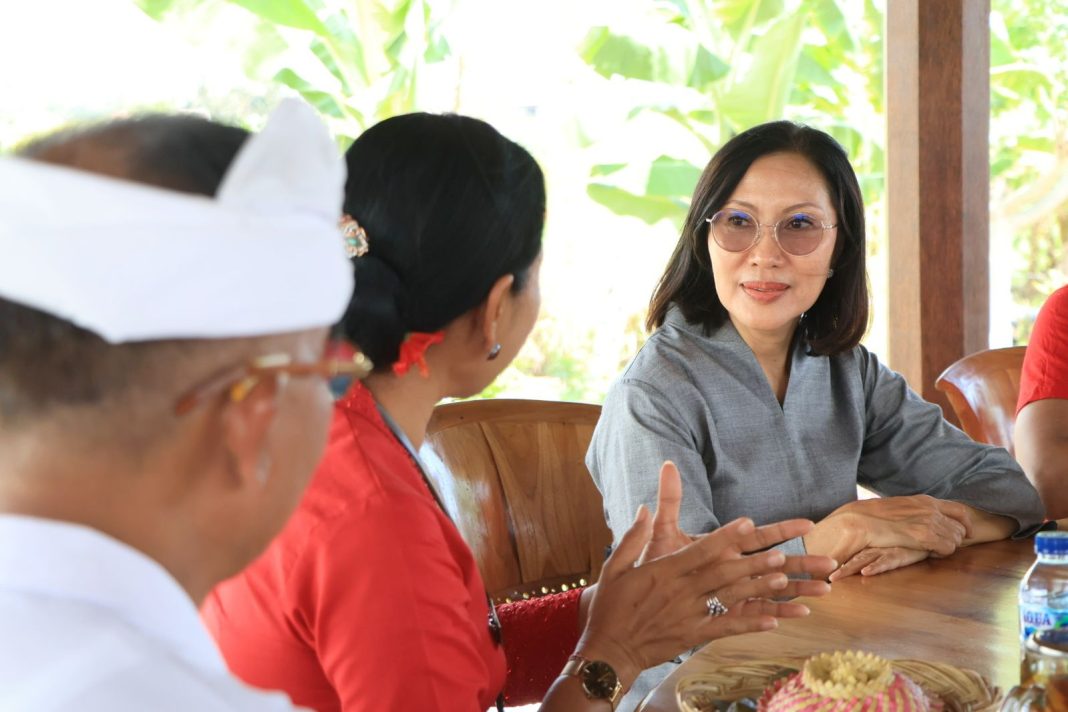 PJ. Ketua TP PKK Ida Mahendra Jaya Dorong Gerakan Penanaman Cabai di Pulau Bali