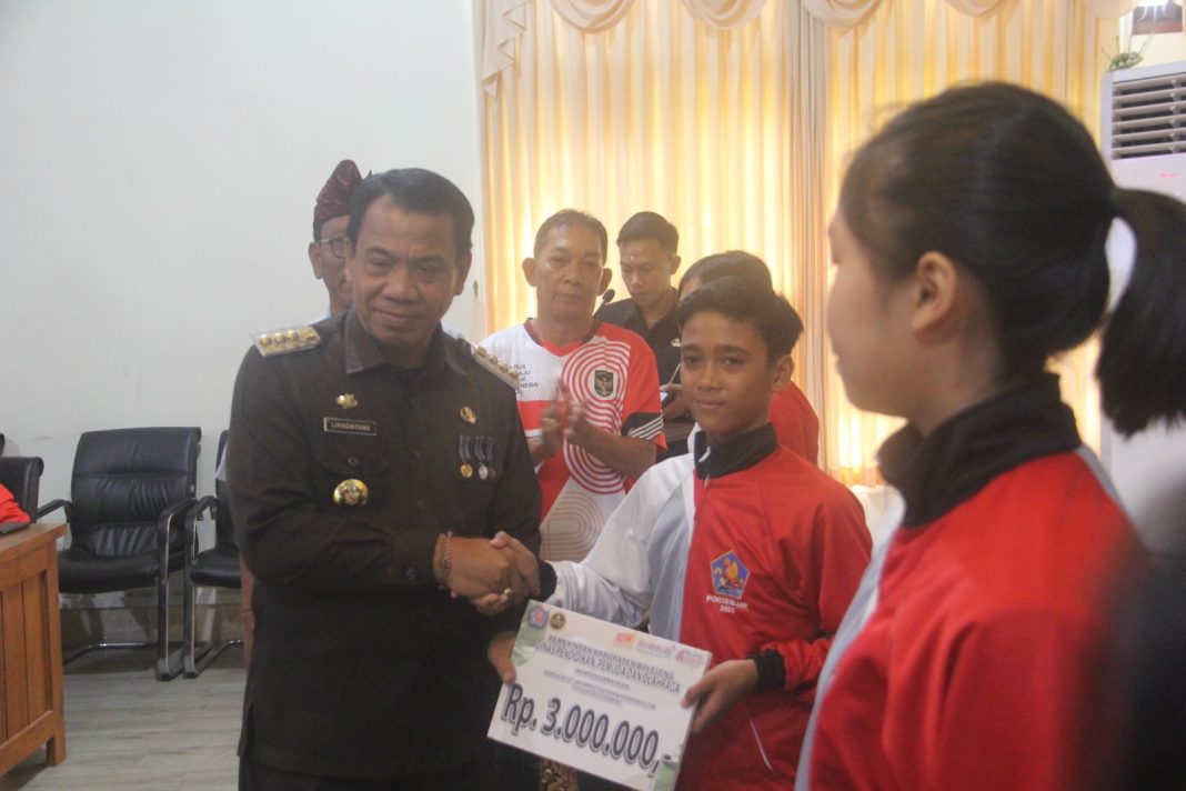 Pj Lihadnyana Apresiasi Penuh Atas Terlampui Target Perolehan Medali Emas Ajang Porsenijar