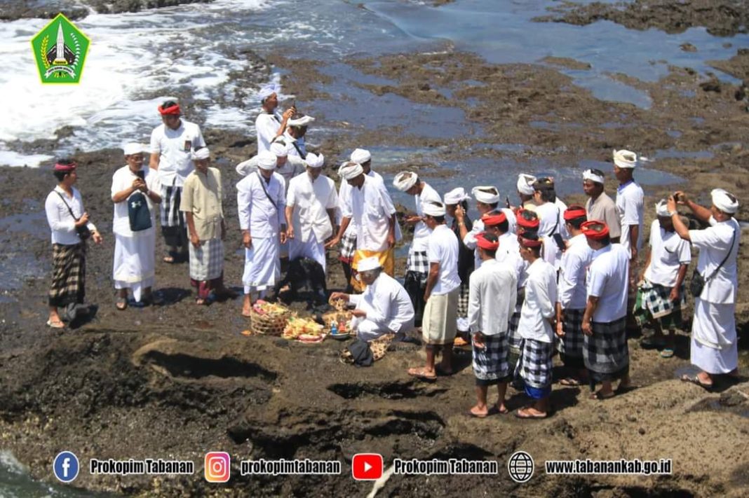 Pemkab Tabanan Gelar Upacara Nangluk Merana Tahun 2023 di Pura Luhur Pakendungan