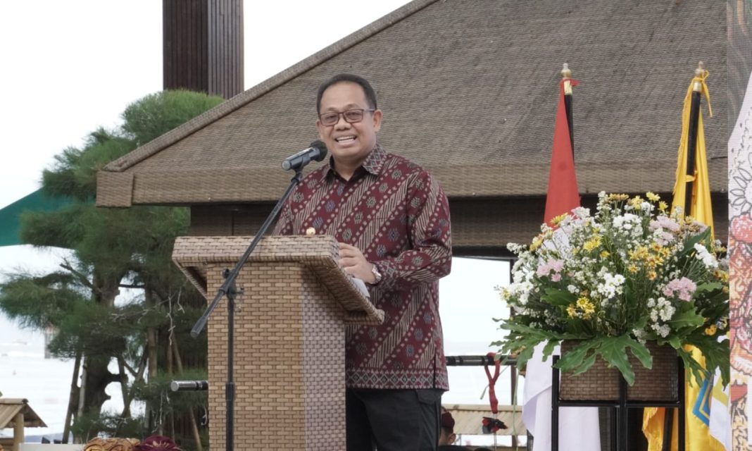 Pj. Gubernur Bali Mahendra Jaya Luncurkan Program Pungutan Wisatawan Asing