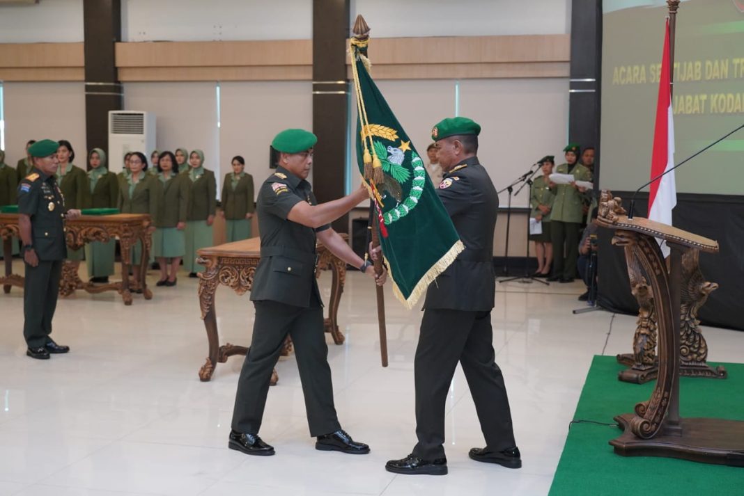 Pangdam IX/Udayana Pimpin Sertijab Pejabat Kodam IX/Udayana, Brigjen Febriel Diganti Perwira Asal Timtim