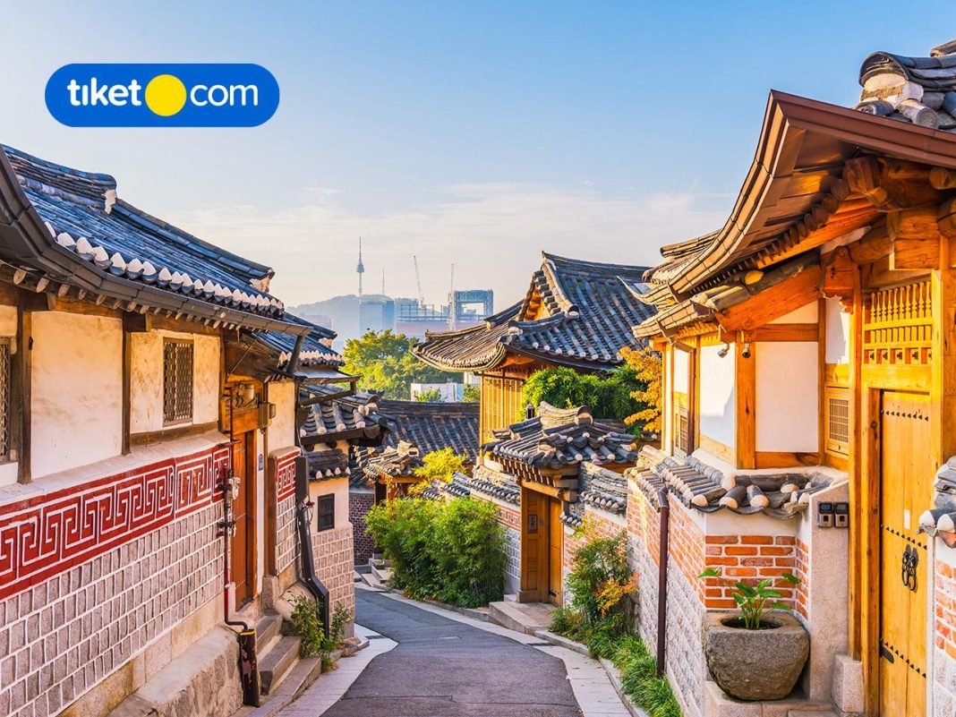 Minat Wisata ke Korea Selatan Melonjak, tiket.com Raih Penghargaan dari Korean Air