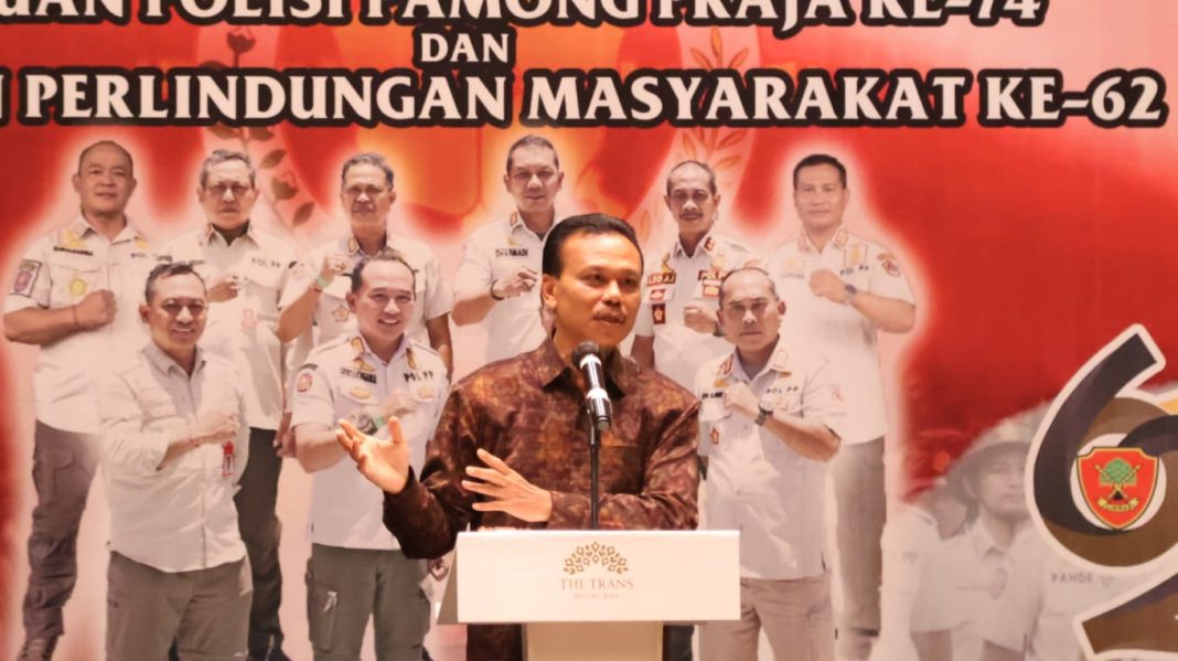 Sekda Dewa Indra Tekankan Satpol PP Perlu Melakukan Pendekatan Humanis dalam Menegakkan Peraturan