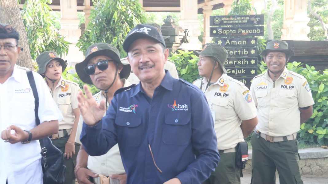 Tindak Lanjuti Perda Pungutan Wisatawan Asing, Dinas Pariwisata Bali Lakukan Pemantauan di DTW Uluwatu
