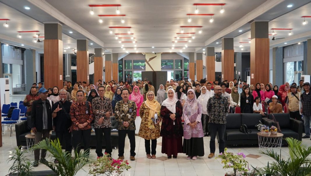 Kemendikbudristek Peringati 100 Tahun A.A. Navis