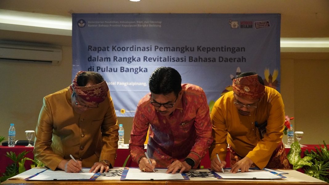 Sinergi Badan Bahasa dan Pemerintah Provinsi Kepulauan Bangka Belitung Merevitalisasi Bahasa Daerah