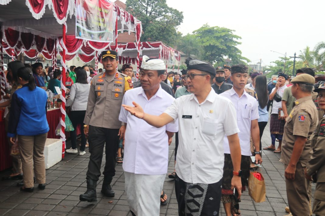 Sambut HBKN, Pemkab. Buleleng Kembali Gelar Pasar Murah