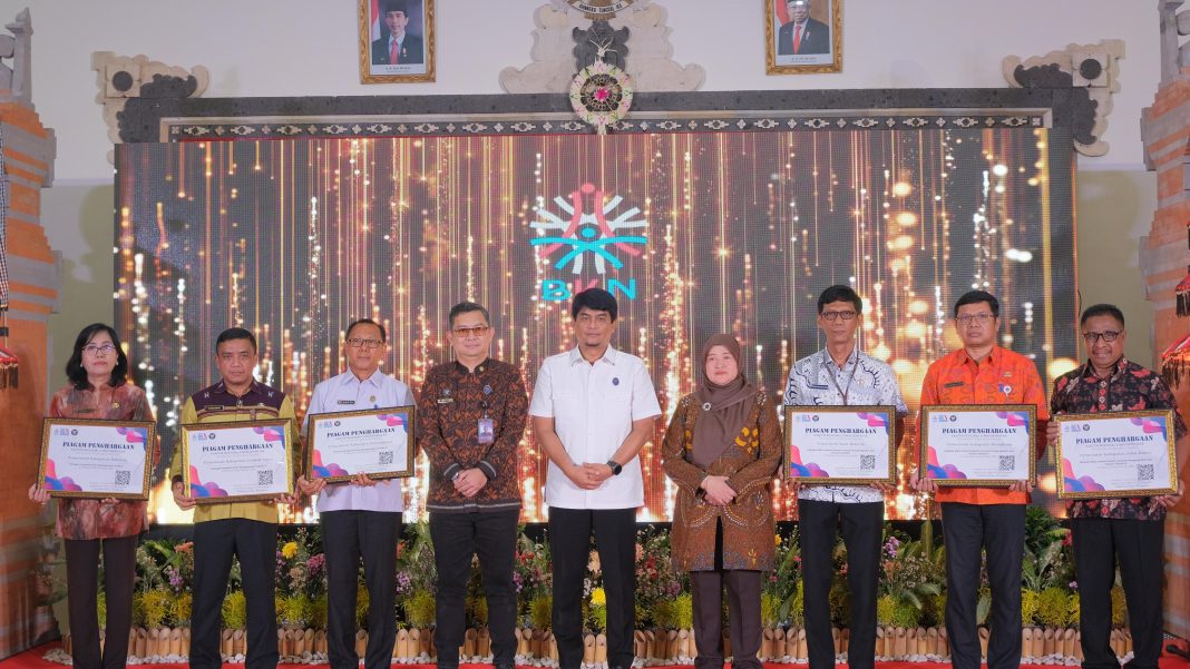 Berbangga, Buleleng Raih Dua Penghargaan Terbaik Dari Kanreg X BKN Bali NTB NTT