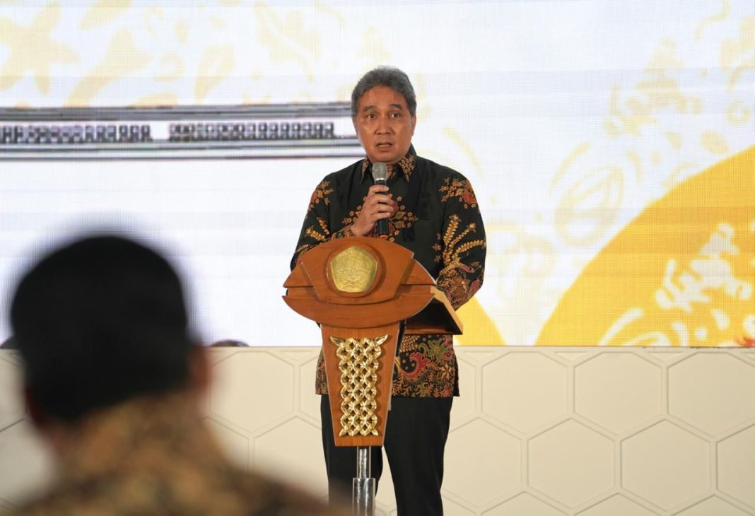 UNESCO Memberikan Sertifikat Inskripsi Warisan Budaya Dunia kepada Indonesia