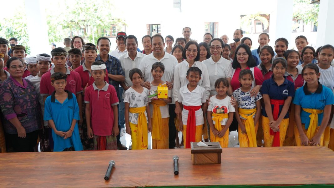 Kunja Ke Buleleng, Pj. Gubernur Donasi 15 Juta Ke Panti Asuhan Udyana Wiguna
