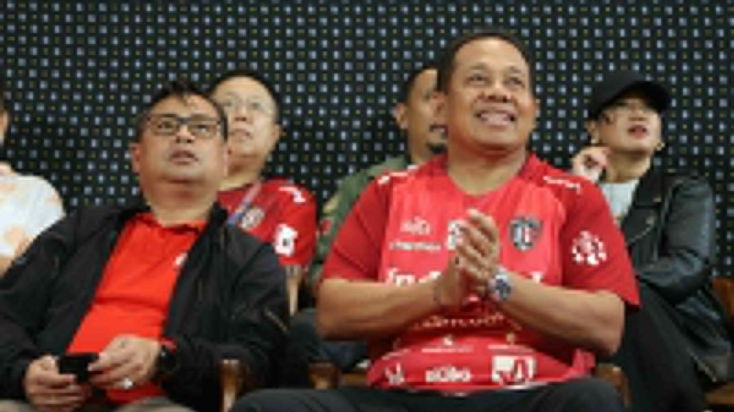 Dukung Bali United, Pj. Gubernur Bali Saksikan Laga Saat Jamu Persib Bandung