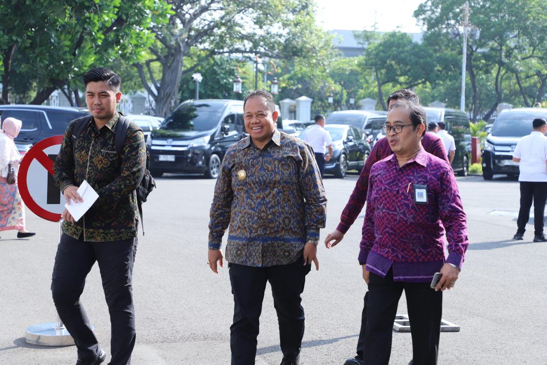 Pemprov Bali Raih Penghargaan Penerapan SPBE Terbaik pada Digital Government Award SPBE Summit 2024