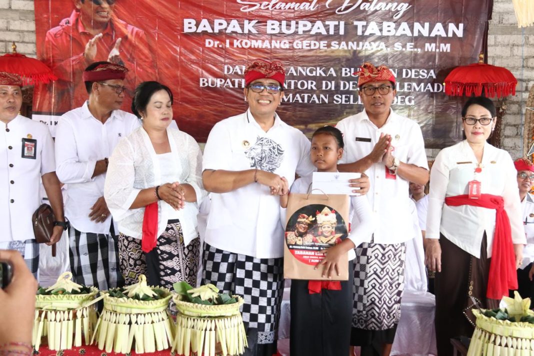 Bungan Desa Ke-47, Bupati Sanjaya Angkat Potensi Peternakan di Desa Selemadeg Tabanan