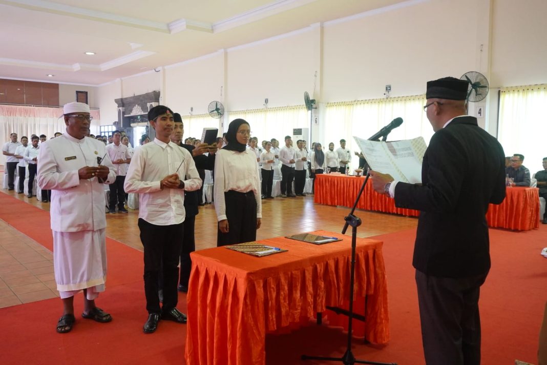 Sah! 148 Panwaslu Kelurahan/Desa di Buleleng Terlantik, Siap Kawal Pilkada 2024