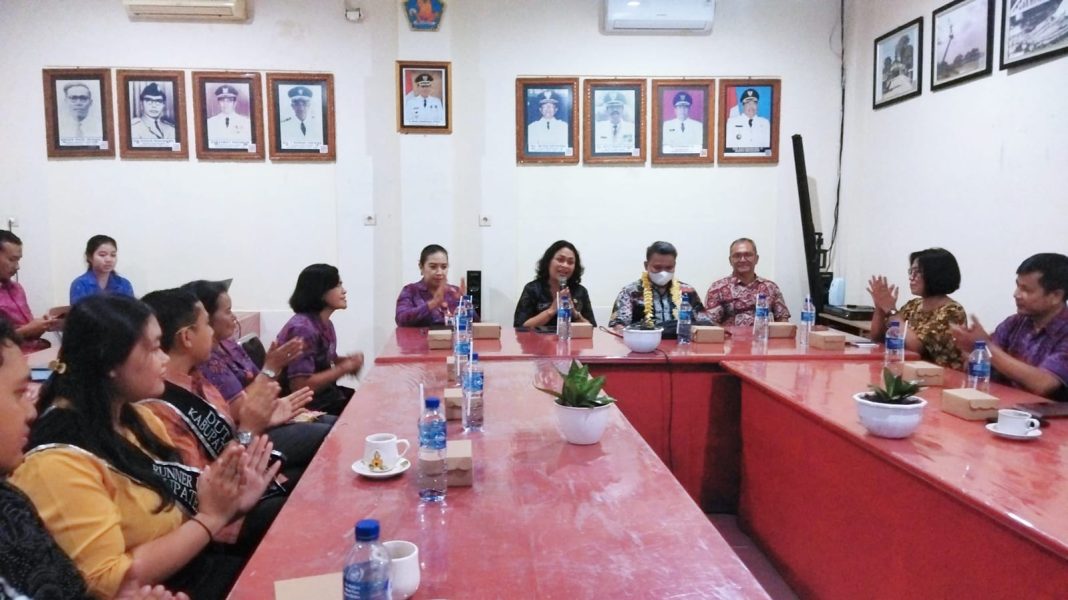 Tujuh Perpustakaan di Buleleng Mendapat Akreditasi A dari Tim Asesor Perpurnas RI