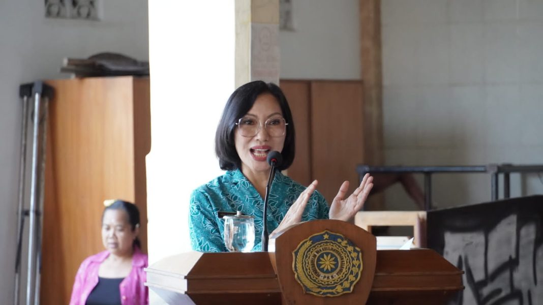 Kunjungi Kabupaten Klungkung, PJ. Ketua TP PKK Provinsi Bali Minta Orangtua Wajibkan Pangan Ikan untuk Asupan Cegah Stunting