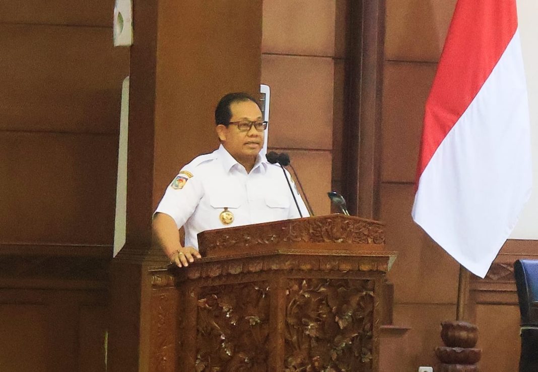 Pj. Gubernur Beri Penjelasan Tentang Ranperda Pertanggungjawaban APBD Tahun 2023 dan RPJPD Provinsi Bali