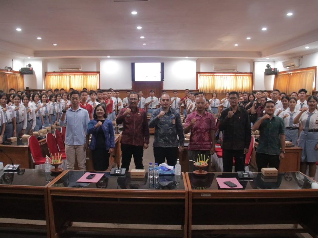 Sekda Suyasa Minta Paskibraka Wajib Memahami Kekuatan Buleleng