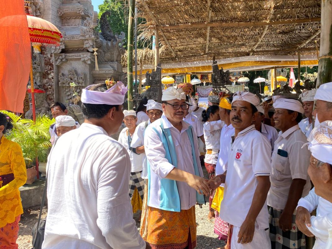 Paket Sugar – Sunday Hadiri Upacara Melaspas Pura Dalem Puri di Desa Adat Kubutambahan