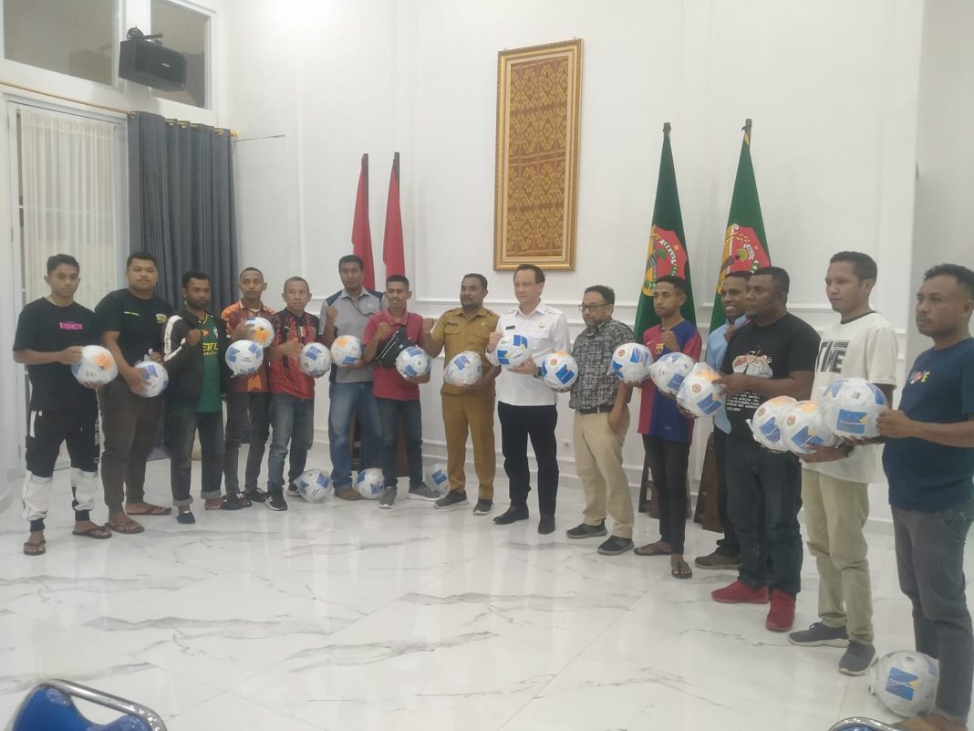 Sediakan Anggaran Ratusan Juta Untuk ETMC 2024, Bupati Agustinus Taolin Minta Seleksi dan Persiapan Ketat Terhadap Pemain