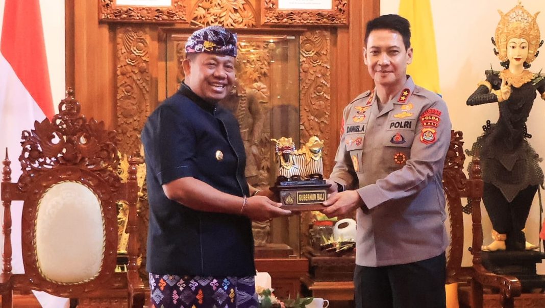 Bertemu Kapolda Baru, Pj. Gubernur Mahendra Jaya Bahas Upaya Penanganan Wisman Berulah di Bali