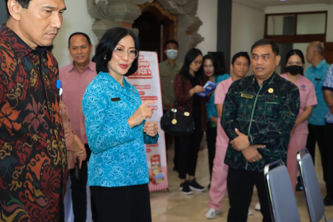 Pj. Ketua TP PKK Bali Dukung Kader Posyandu Sebagai Garda Terdepan Layanan Kesehatan Primer