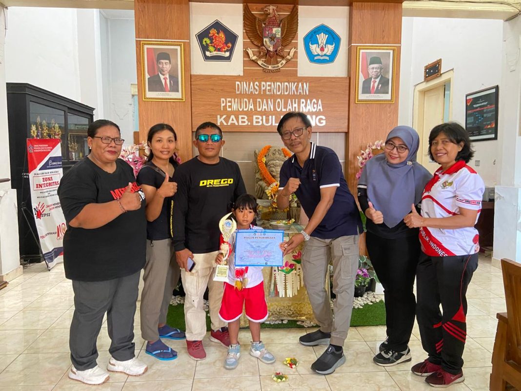 Bangga! Komang Prema Shanti Cahyani, Siswa Paud Raih 4 Medali Emas Cabor Renang