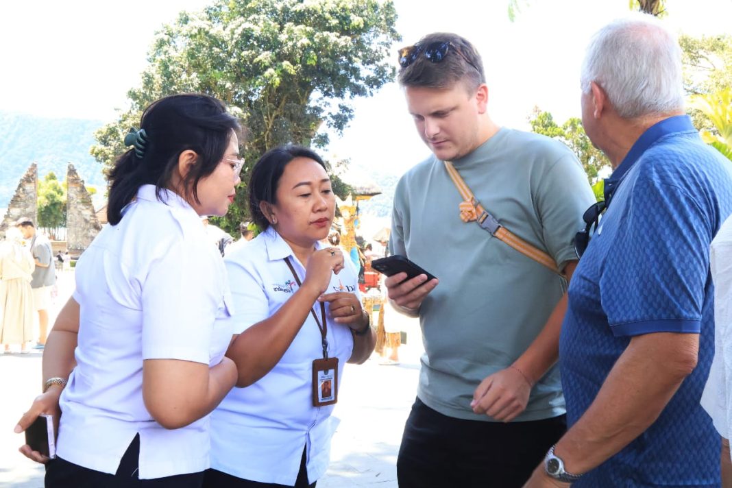 Dispar Bali Lakukan Pengecekan Pungutan Wisatawan Asing di DTW Ulun Danu Beratan