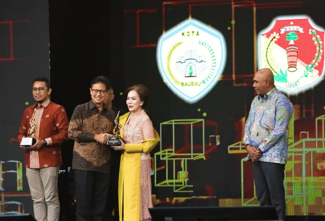 Kepemimpinan Bupati Agustinus Taolin Raih Penghargaan Peduli Stunting dan Kesehatan, Menteri Dalam Negeri RI Nyatakan Para Penerima Penghargaan Layak Dipertahankan