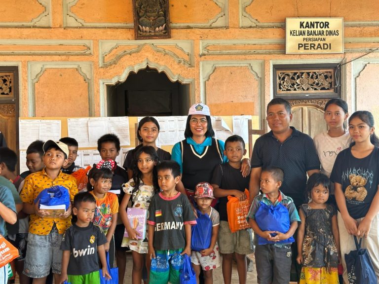 Kolaborasi Pemprov dan Relawan Bali Bantu 467 KK Miskin di Kintamani