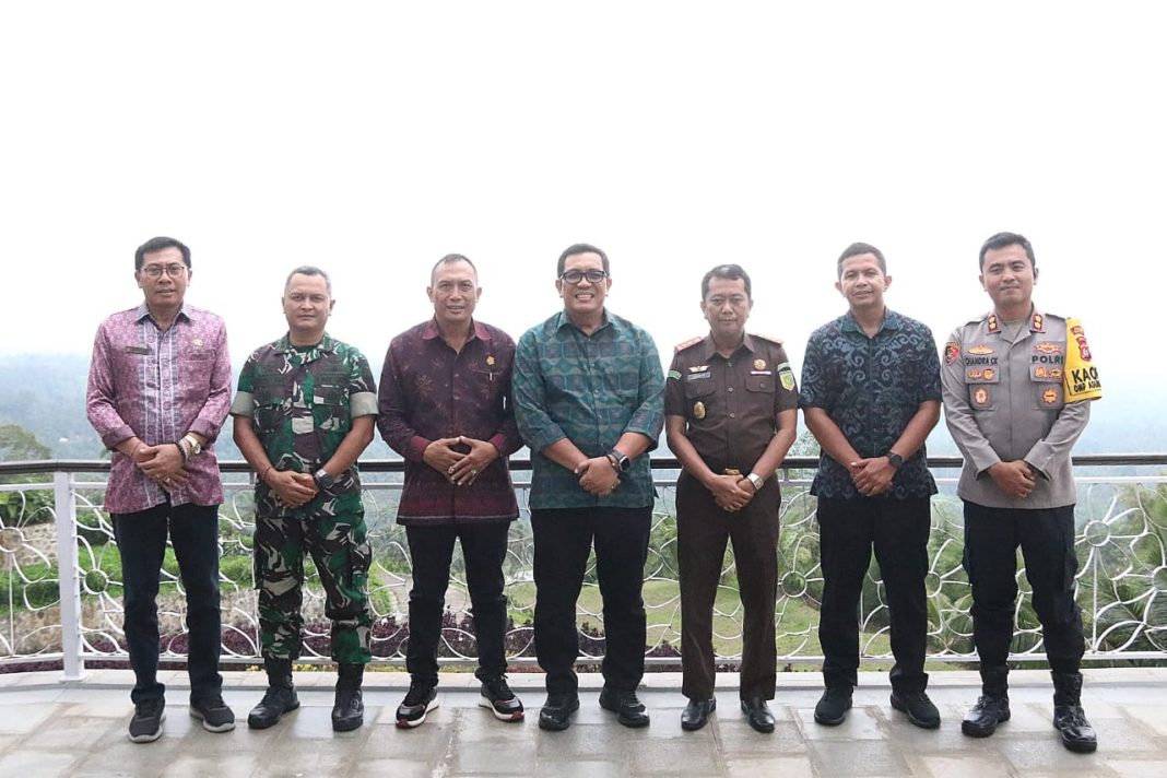 Jelang Pilkada Seretak, Bupati Bersama Forkopimda Mantapkan Stabilitas Keamanan di Tabanan