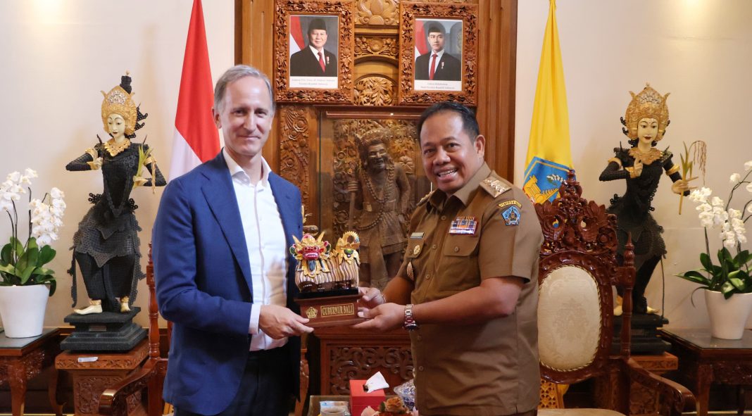 Pj. Gubernur Bali dan Dubes Belanda Jajaki Kerja Sama Antara Kedua Belah Pihak