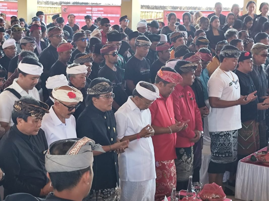 Ribuan Pemuda Kintamani Tulus Dukung Koster-Giri, Jro Temu: Wayan Koster Letakkan Fondasi Kuat di Bali, Wajib Dilanjutkan
