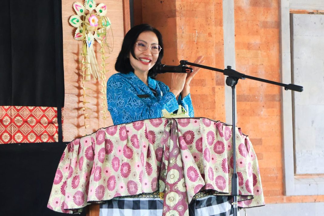 Apresiasi Wisuda Lansia, Pj. Ketua TP PKK Bali: Semoga Para Lansia Terus Menjadi Insan Mandiri dan Produktif