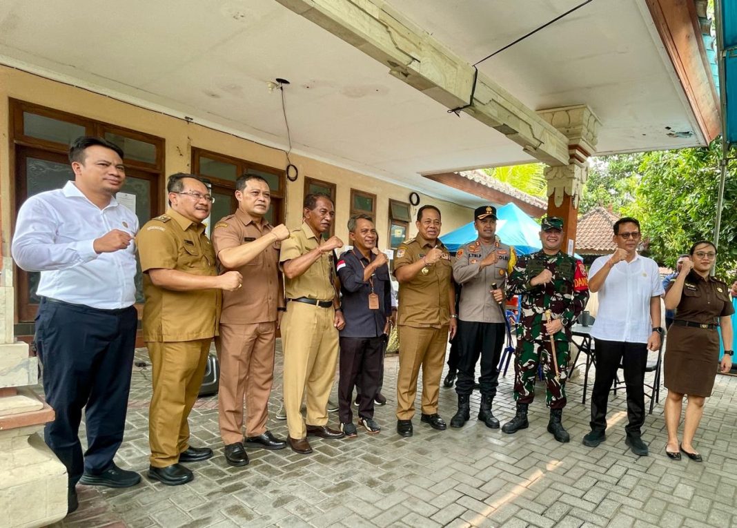 Mahendra Jaya Tinjau Kesiapan Pilkada di Buleleng dan Jembrana: Logistik 100 Persen Siap