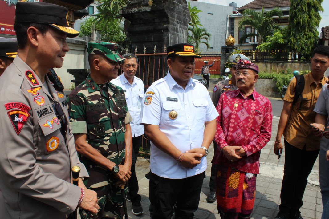 Pj Gubernur Mahendra Jaya Bersama Kapolda dan Pangdam IX/Udayana Monitoring Wilayah