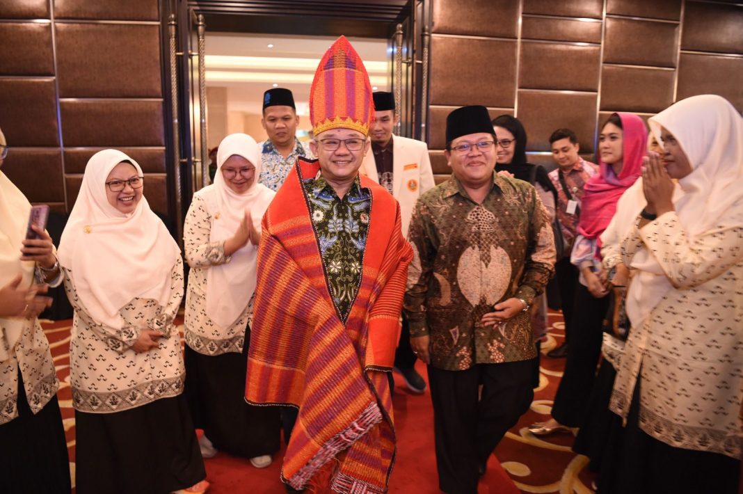 Literasi dan Karakter: Fondasi untuk Lingkungan Pendidikan Bebas Kekerasan