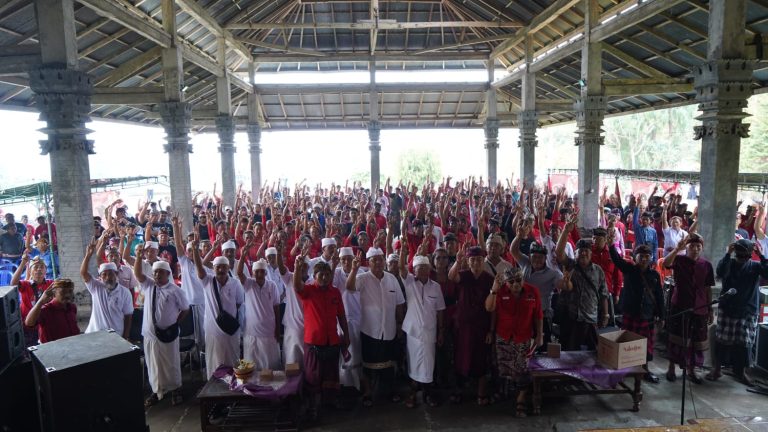 Koster-Giri Siap Bekerja Sama dengan Generasi Muda Bersihkan Sampah Plastik di Bali, Simak Langkah Jitu Koster
