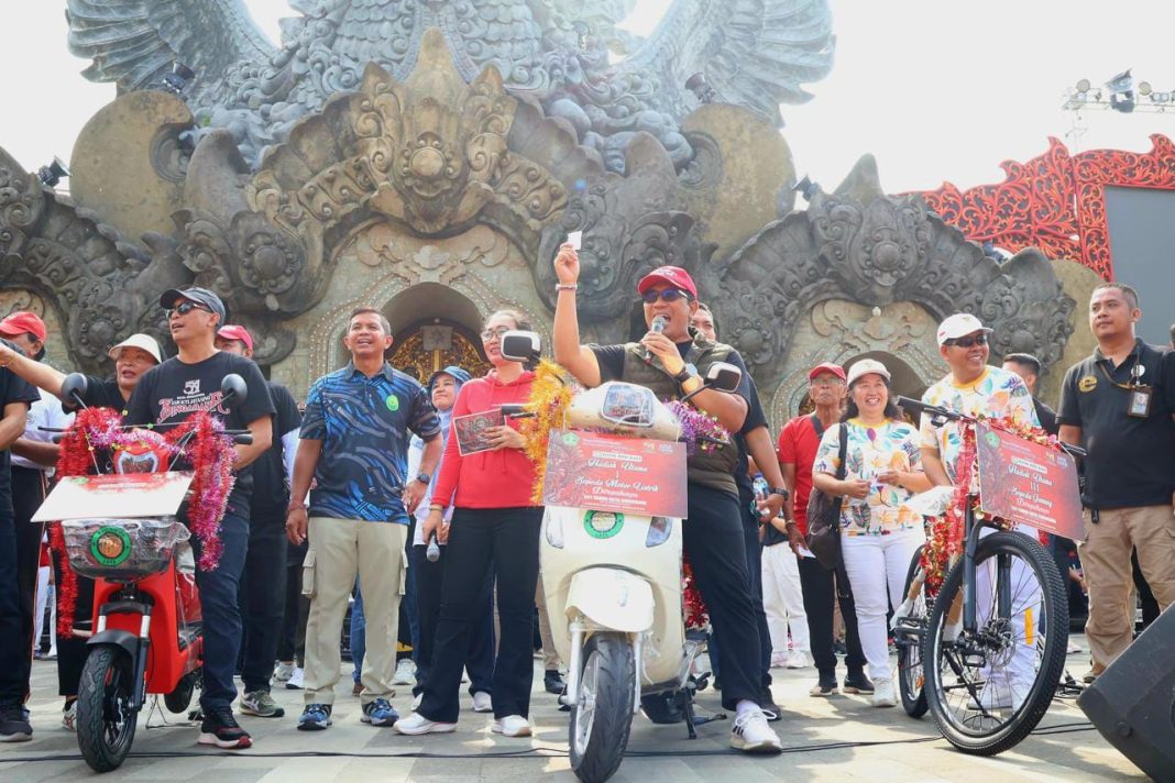 Semarak Pembukaan HUT ke – 531 Kota Singasana Tabanan, Bupati Sanjaya Ajak Warga Rayakan dengan Sukacita