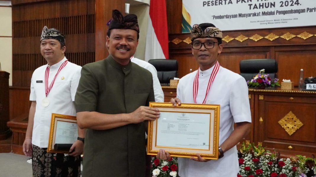 Tutup Diklat PKN II Angkatan XXIX Tahun 2024, Sekda Dewa Indra Harapkan Lahir Pemimpin Cerdas dan Kuat yang Mampu Bertahan di Segala Medan