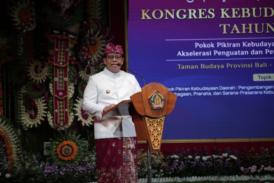Pj. Gubernur Mahendra Jaya Buka Kongres Kebudayaan Bali IV Tahun 2024