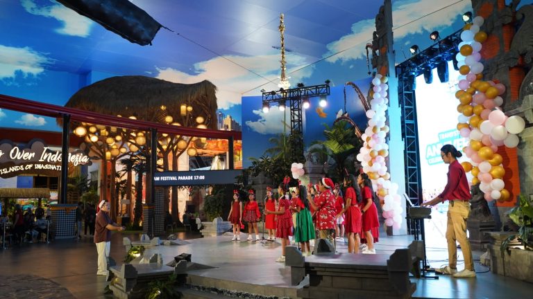 Kemeriahan Trans Studio Bali Theme Park Rayakan 2 Tahun Anniversary, Undang 200 Anak Yatim