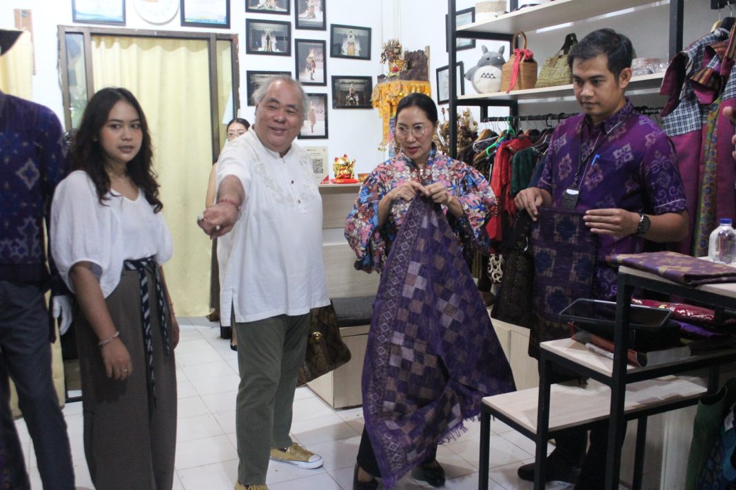 Pj Ketua Dekranasda Bali Pastikan Kesiapan Desainer Jelang Fashion Show “Wastra Citta Jagaditha”