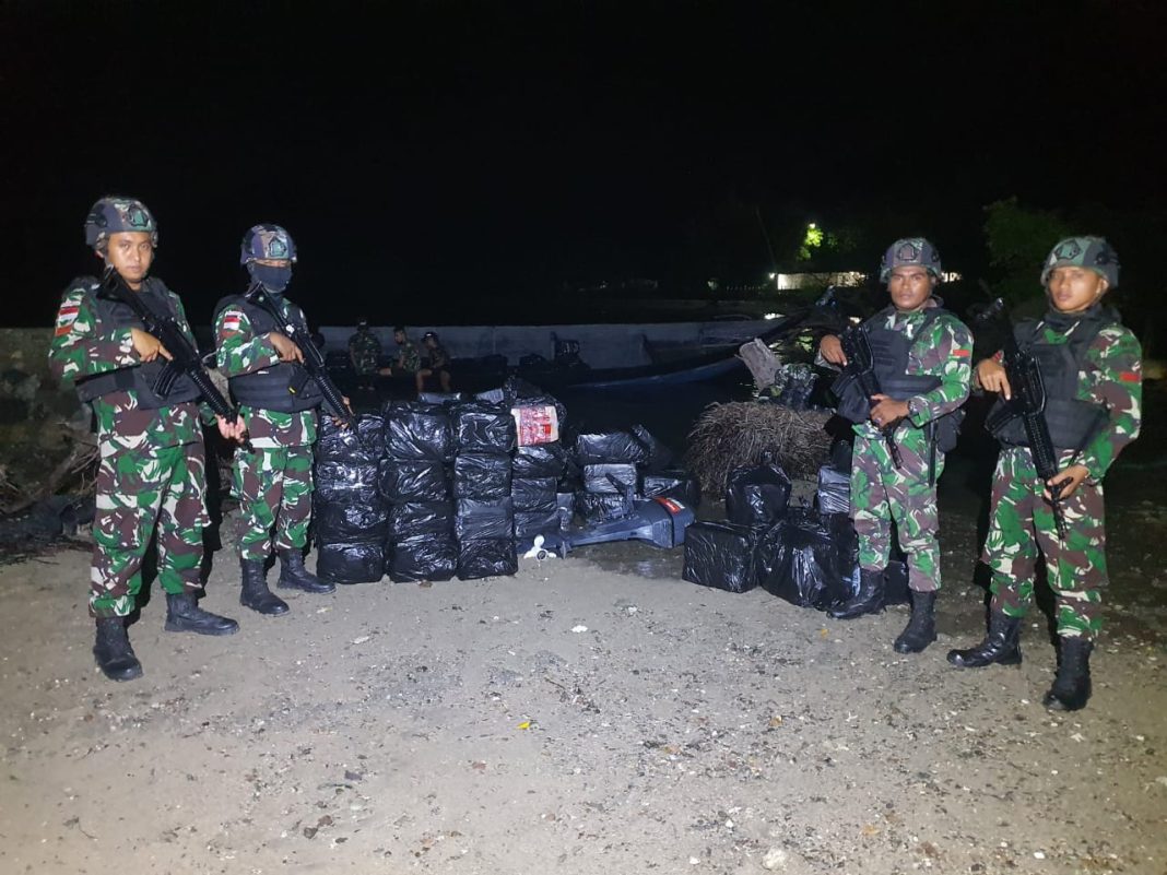 Satgas Yonif 741/GN Pos Motaain Berhasil Gagalkan Penyelundupan Ratusan Dus Minuman ke Timor Leste